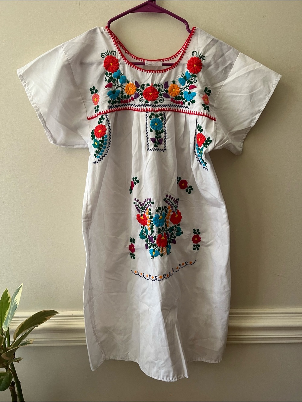 White cotton Embroidered Floral Dress size small